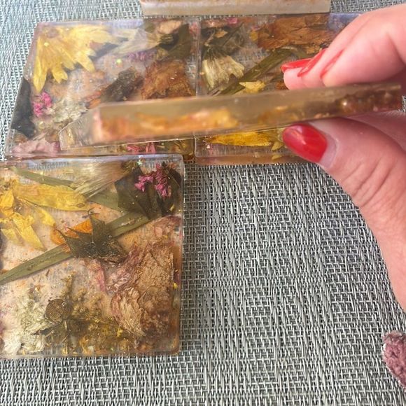 Handmade Pressed Flower Coaster Set and Holder Square Sunny - Picture 11 of 17